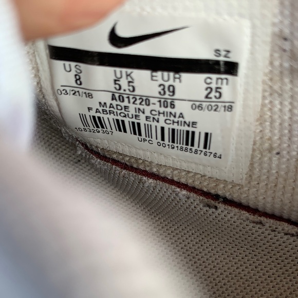 Nike Air Force 1 shoes red swoosh - Picture 4 of 4